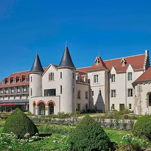 https://chateau-saint-jean.hotels-rhonealpes.com